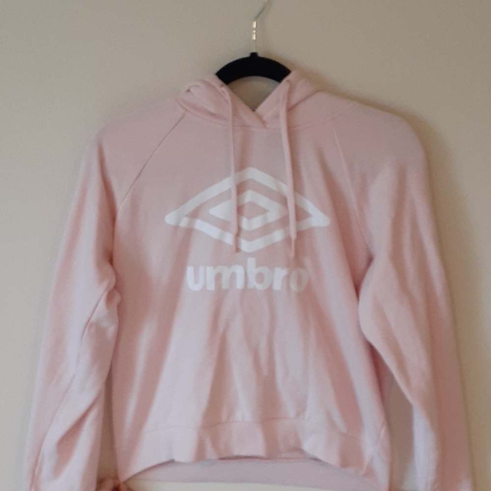 pink umbro hoodie.